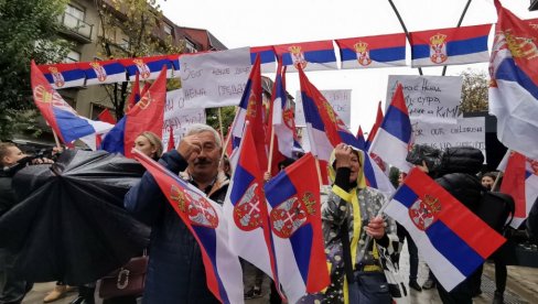KURTI SE NE SMIRUJE: Zapad ga podržava jer želi Putinu da izbije iz ruke adut kosovskog presedana