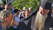 ZBOG LITIJA PRETI KRIVIČNA: U Nikšiću se danas nastavlja suđenje mitropolitu Joanikiju i osmorici sveštenika