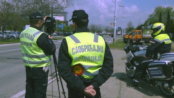 ВОЗИО СА ВИШЕ ОД ДВА ПРОМИЛА: Акција полиције у Сремским Карловцима