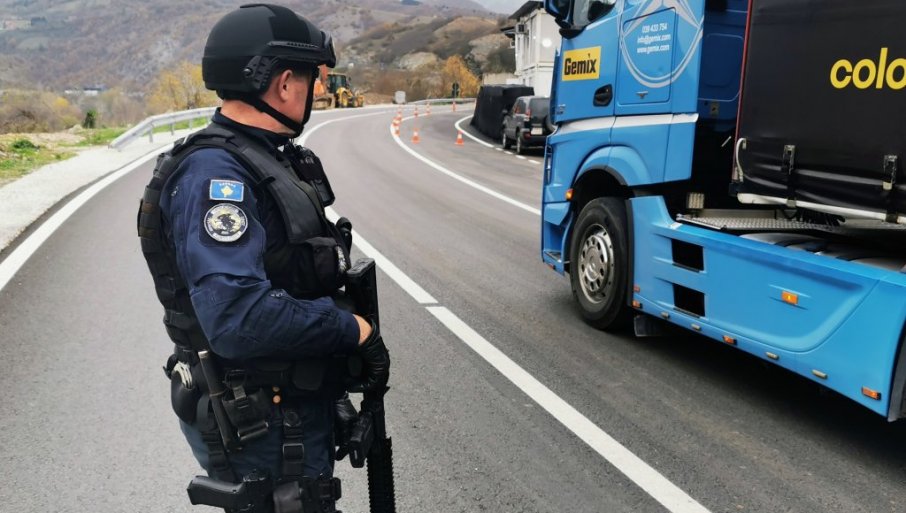 DREKA ZBOG POLICAJACA, MUK KADA SE PUCA U DECU: I privođenje pripadnika MUP tzv. Kosova na Jarinju potvrdilo licemerje Zapada
