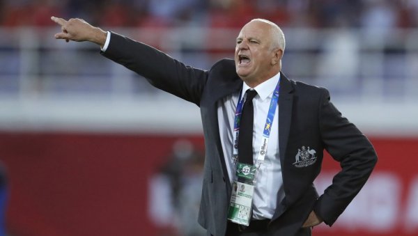 СВЕТ ПРИЧА О ПОТЕЗУ СЕЛЕКТОРА АУСТРАЛИЈЕ: Објавио списак за Мундијал, изоставио рођеног зета