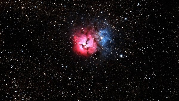 АСТРОФОТОГРАФИЈЕ ДУБОКОГ СВЕМИРА: Изложба Поглед у небо Милоша Гагића до краја новембра