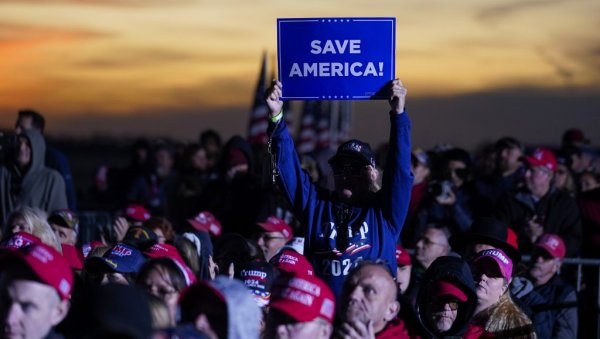 АНКЕТА УКАЗАЛА НА ВЕЛИКИ ПРОБЛЕМ: Американци песимисти по питању демократије у САД