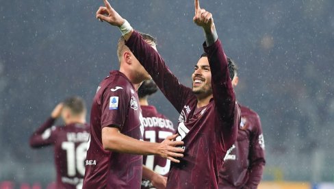 "BIKOVI" BEZ RADONJIĆA DOČEKUJU "BOGINJU PROVINCIJE: Atalanta na krilima uspeha u Ligi Evrope dolazi po bodove u Torino
