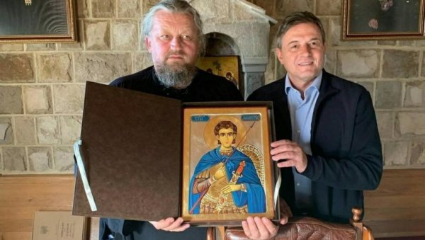 БЛАГОСЛОВ ЗА МУНДИЈАЛ: Селектор Србије Драган Стојковић Пикси посетио манастир Острог