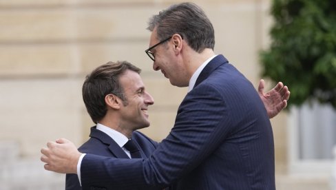 ВУЧИЋ ДАНАС У ПАРИЗУ: Макрон приређује ручак у част српског председника