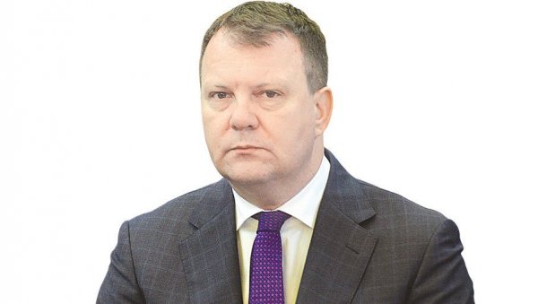 „ДЕСПОТИЦА АНГЕЛИНА“ ИГОРУ МИРОВИЋУ: Награда за књигу песама „Светло у светионику