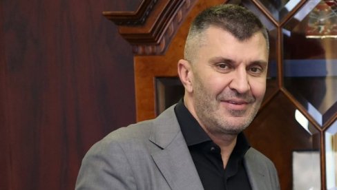 SLAVI UZ STIHOVE: Kako se Zoran Đorđević spremio za svoj rođendan