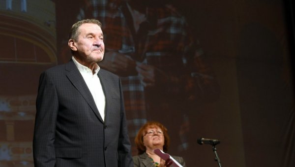 ЖУТИЋ ЗА КРСТОВИЋА: Вечерас на великој сцени Београдског драмског позоришта свечано уручење престижне награде