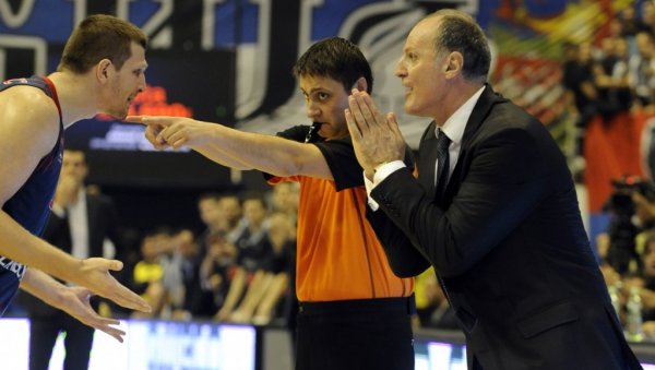 СА ДУШКОМ НЕ МОГУ ИГРАЧИ КОЈИ НЕ ЖЕЛЕ ДА ПОСТАНУ ЛЕГЕНДАРНИ: Какве речи Мирзе Телетовића о новом тренеру Црвене звезде