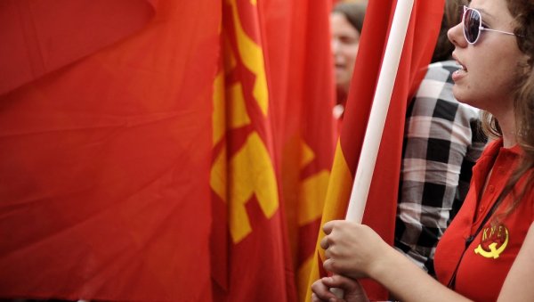 ЕВРОПСКА УНИЈА ЈЕ ЛЕГЛО КОРУПЦИЈЕ: Комунистичка партија Грчке оплела по Европи