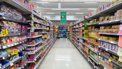 BRITANCI KRADU HRANU: Supermarketi stavili magnetnu zaštitu na sir i meso (VIDEO)