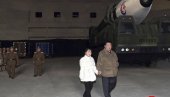 ZBRISANO I SPALJENO SVE U KRUGU OD 40 M: Kijev šokiran – To je bio udar Kimove balističke rakete! (VIDEO)
