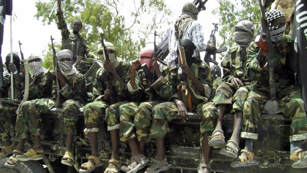 КИДНАПОВАЛИ ВИШЕ ОД 100 ЉУДИ: Наоружана банда напала села у Нигерији