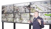 ЗА 3.5 МЕСЕЦА КАМЕРЕ СНИМИЛЕ 86.000 ПРЕКРШАЈА:  Новости у контролној соби саобраћајне полиције у Београду, где прате стање на путевима