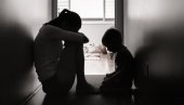 MAJKA IZ PAKLA ZAĆUTALA U TUŽILAŠTVU: Osumnjičena da je maltretirala ćerkicu (3) - otac postavio kameru