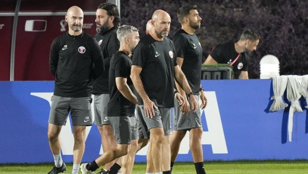 СКАНДАЛ НА СТАРТУ МУНДИЈАЛА: Познати новинар тврди да је први меч на Светском првенству намештен?