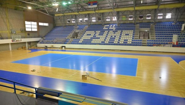 БОЉИ УСЛОВИ ЗА СПОРТ: У реновирање Спортског центра у Руми град улаже 23 милиона