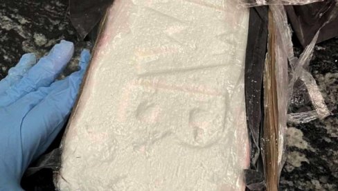 ОТКРИВЕНА ЦЕЛА ШЕМА ШВЕРЦА КОКАИНА: У великој акцији пао врачарац из кавачког клана - дрогу крили у бетонским плочама