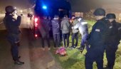 NOVA AKCIJA OPERATIVNE UDARNE GRUPE: Policija tokom noći u Horgošu pronašla migranta, pušku i municiju (FOTO)