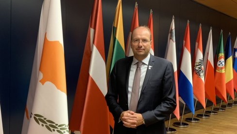 KIPAR NE MENJA STAV O KOSOVU: Haralambos Petridis, kiparski ministar odbrane za „Novosti“