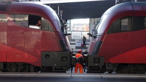 STALI VOZOVI: Štrajk železničara u Austriji - pregovori sindikata i poslodavaca nisu dali rezultate