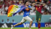 ОТКРИВЕНО: Навијач који је ушао на терен током меча Португала и Уругваја пуштен на слободу