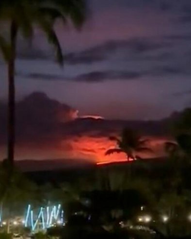 PROGLAŠEN NAJVIŠI NIVO UZBUNE: Nebo nad Havajima crveno, lava ide do 60 metara uvis (VIDEO)