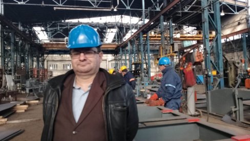 DOMAĆA PAMET OŽIVELA GOŠU: Fabrika šinskih vozila u Smederevskoj Palanci počela serijsku proizvodnju vagona za prevoz kontejnera