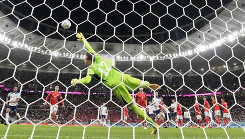 OSLABLJENI ZMAJEVI JURE ISTORIJU NA TEŠKOM GOSTOVANJU: Kazahstanski biser dobija priliku od starta?