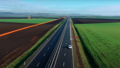 AUTO-PUT KOJI SVIRA: U srpskom komšiluku otvorena nova saobraćjnica melodija može da se čuje samo ako se vozi 80 na sat (VIDEO)