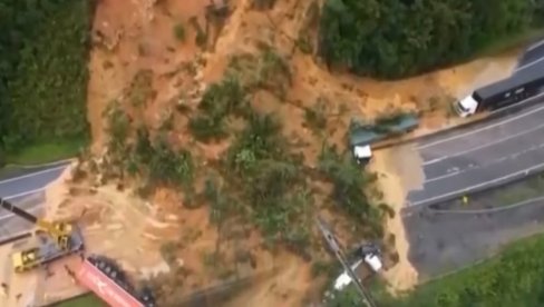 TRAGEDIJA U BRAZILU: Najmanje dvoje ljudi poginulo, gomile blata se sručile na auto-put (VIDEO)