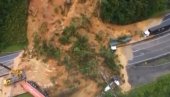 ТРАГЕДИЈА У БРАЗИЛУ: Најмање двоје људи погинуло, гомиле блата се сручиле на ауто-пут (ВИДЕО)