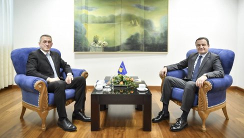 UGURAO PODOBNOG SRBINA NAMERNO GAZEĆI SVOJ USTAV: Za izbor novog člana u tzv. vladi Kosova bilo neophodno glasanje u parlamentu