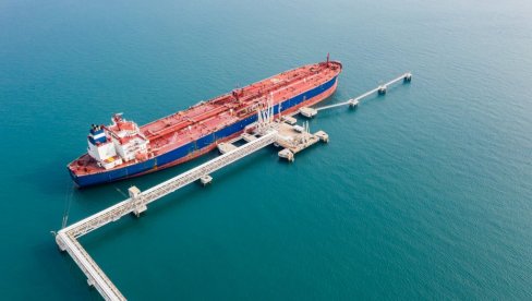 BRITANCI UVODE SANKCIJE: Indijski brodovi koji prevoze rusku naftu ostaju bez dozvola