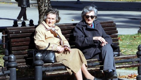 ЕВО КАДА КРЕЋЕ ИСПЛАТА ПЕНЗИЈА ЗА ЈУН: Ова група пензионера је прва на списку