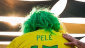 UŽIVO, HRVATSKA - BRAZIL: Komšije ovo nikada nisu uspele! Karioke plešu za legendarnog Pelea