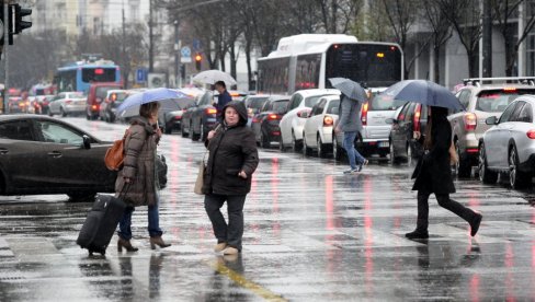 РХМЗ НАЈАВИО ВЕЛИКУ КОЛИЧИНУ ПАДАВИНА И ГРМЉАВИНУ: У овим деловима Србије киша ће прећи у снег