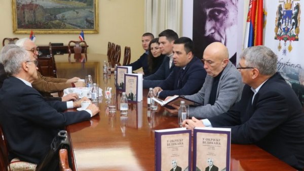 ШАБАЦ СЛАВИ ВЕЛИКАНА: Дани Михаила Ђурића у његовом родном граду