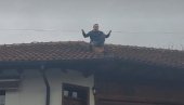 ДРАМА У ВЕЛИКОЈ ХОЧИ СЕ НАСТАВЉА: Милан Петровић се опет попео на кров, полиција опколила винарију (ВИДЕО)