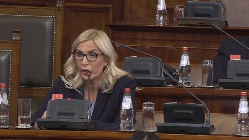 DRŽAVA JE JAČA OD NASILNIH GRUPA: Reagovala ministarka pravde Maja Popović