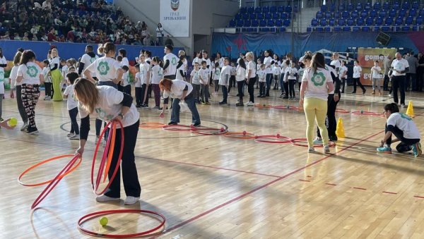 СВИ КАО ЈЕДАН: Девете Инклузивне игре без граница одржане у Зрењанину (ФОТО)