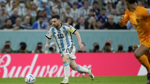 UŽIVO, HOLANDIJA - ARGENTINA: Kakav fudbal, lale u nokdaunu