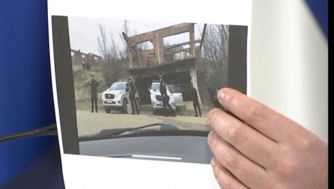 VUČIĆ POKAZAO FOTOGRAFIJE TERORA KROZ KOJI PROLAZE SRBI: Maltretirali čoveka u kolicima, akciju vodile jedinice iz Albanije