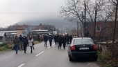 (UŽIVO) SEDMI DAN PROTESTA: Vojska Srbije uručila zahtev Kforu (VIDEO)