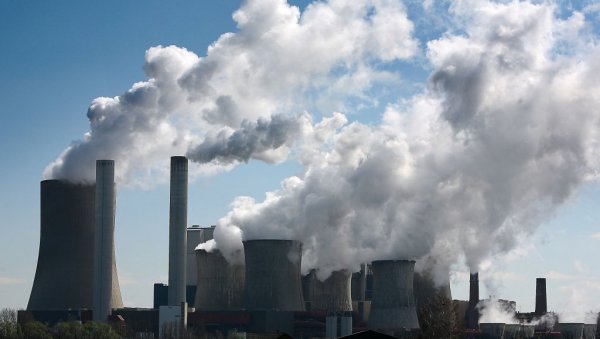 УДАРИЛА ЗИМА, ПАДЕ ЕКОЛОГИЈА: Британци поново отворили електране на угаљ