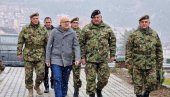 VUČEVIĆ STIGAO U RAŠKU: Ministar u poseti pripadnicima Vojske Srbije
