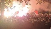 IZDAJA, IZDAJA!: Haos u Podgorici, policija dala pristalicama DPS pet minuta da se povuku (FOTO/VIDEO)