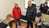ПОДРШКА НАЈУГРОЖЕНИЈИМ СУГРАЂАНИМА: Градоначелник Бакић отворио Привремено прихватилиште за бескућнике у Суботици (ФОТО)