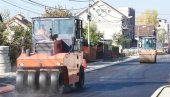 МАШИНЕ СЕ СЕЛЕ НА ОБОД БЕОГРАДА: Дирекција за грађевинско земљиште и изградњу не прекида започети посао